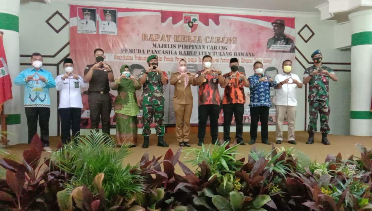 5fb92603c1744b4590fa5667612456e7